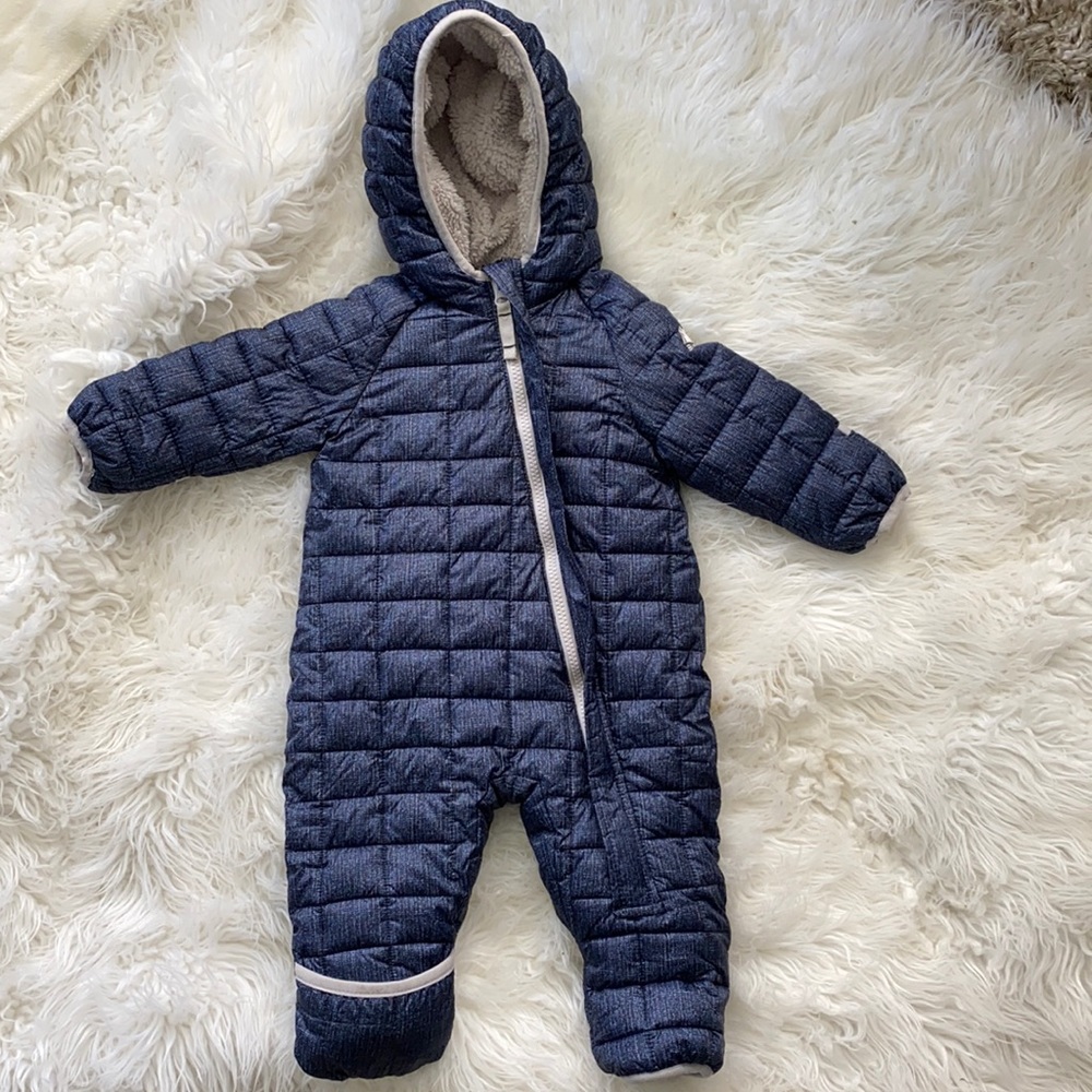 SNOZU fleece lined 3/6 months footed snow suit